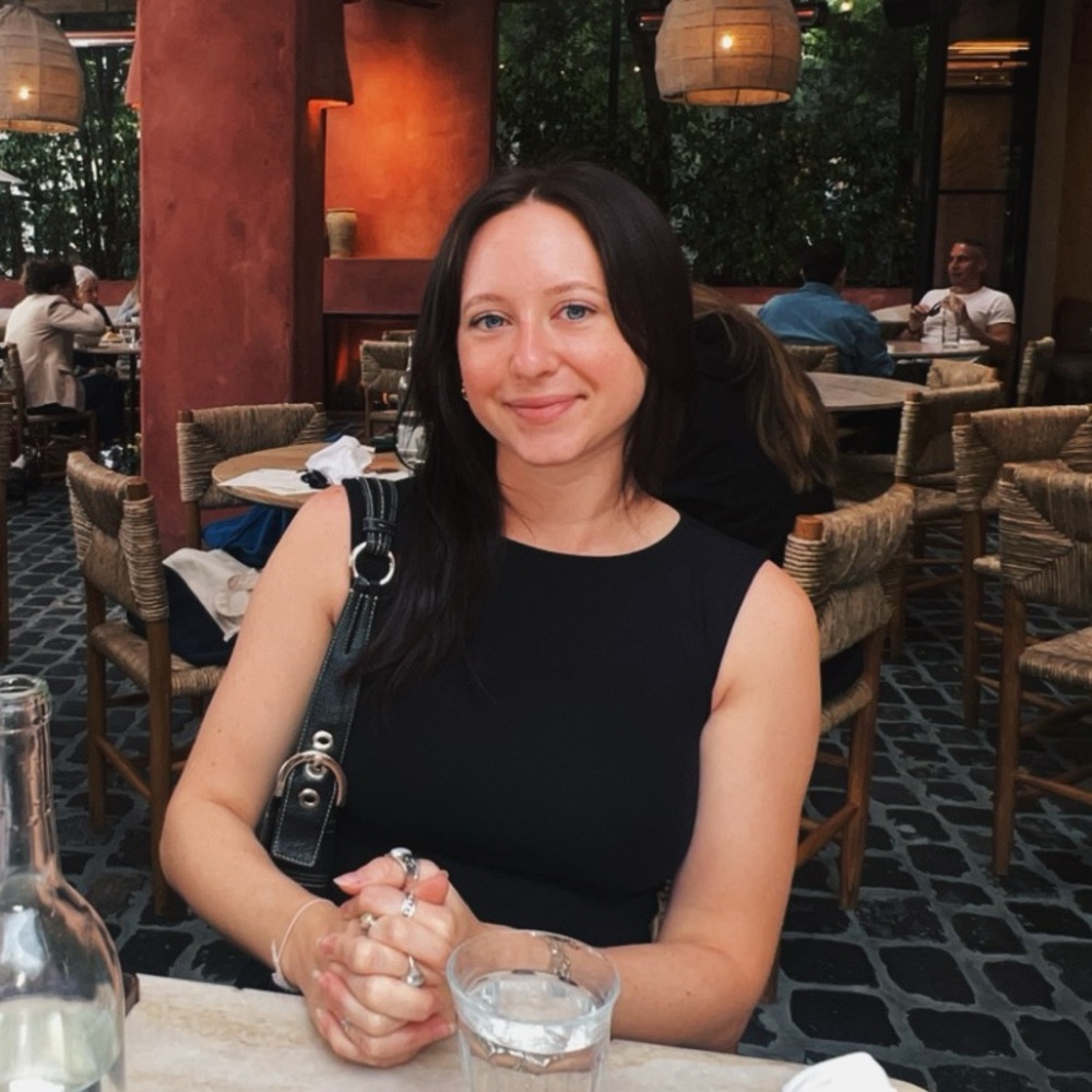 Meet your Posher, Kayla